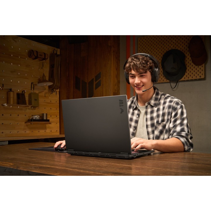 ASUS TUF Gaming A18 FA808UM-S9058 Ryzen 7 260 18.0" 2.5K 240Hz IPS-level 500nits AG 16GB DDR5 5600 SSD512 GeForce RTX 5060 8GB