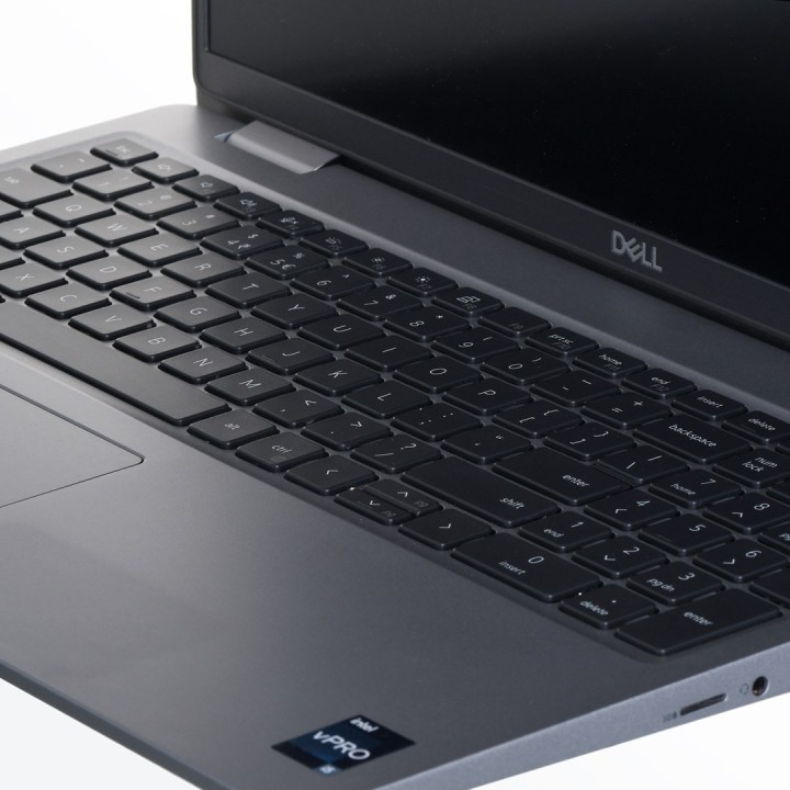 DELL LATITUDE 5530 i5-1245U 16GB 256GB SSD 15" FHD (UK QWERTY) Win11pro + zasilacz UŻYWANY