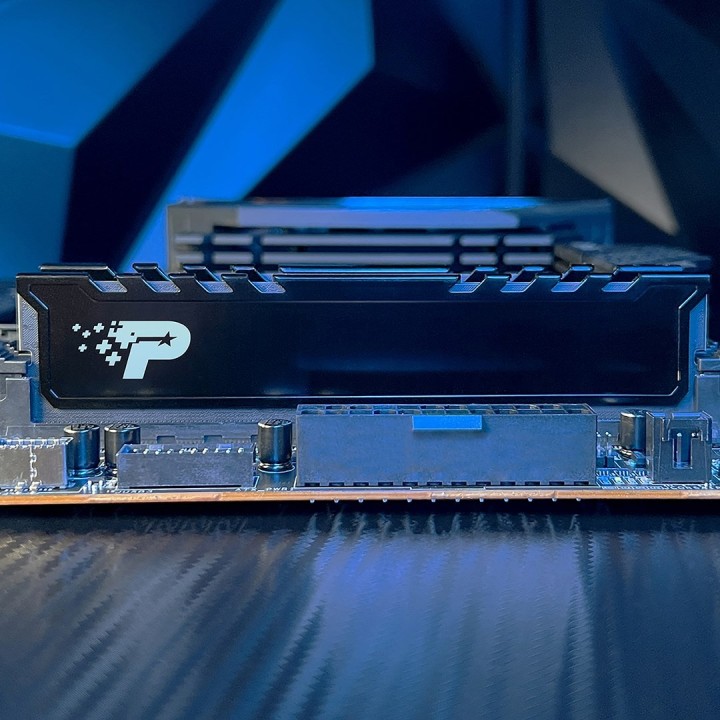 Patriot Premium Black DDR5 16GB 5600MHz Radiator