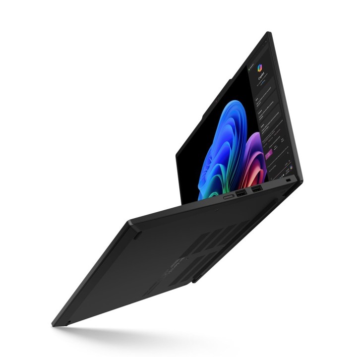Lenovo ThinkPad T14s G6 Snapdragon X Elite X1E-78-100 14.0" WUXGA Touch IPS 400nits AG 60Hz 32GB LPDDR5x SSD1TB Qualcomm Adreno
