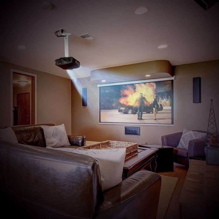 TECHLY UCHWYT SUFITOWY DO PROJEKTORA 54-90CM 13,5K