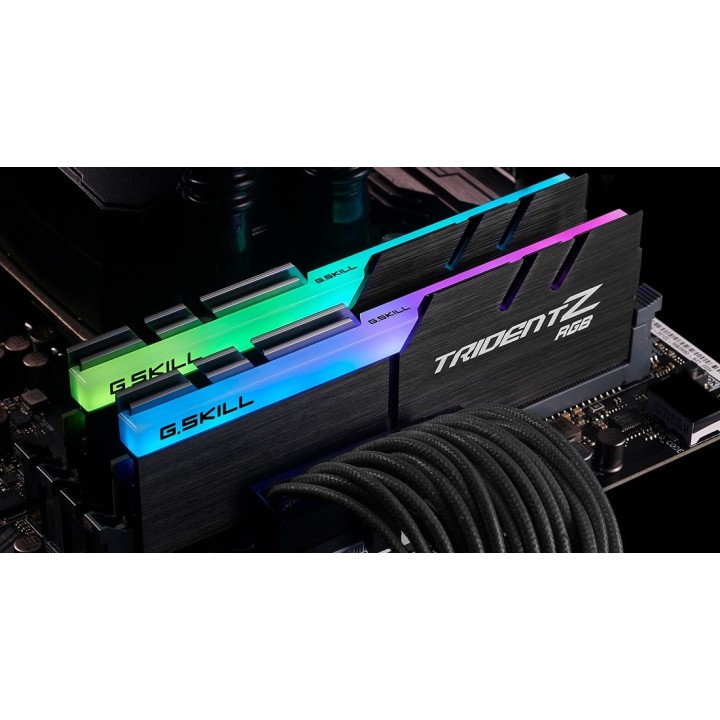 Zestaw pamięci G.SKILL TridentZ RGB F4-3600C16D-16GTZRC (DDR4 DIMM 2 x 8 GB 3600 MHz CL16)