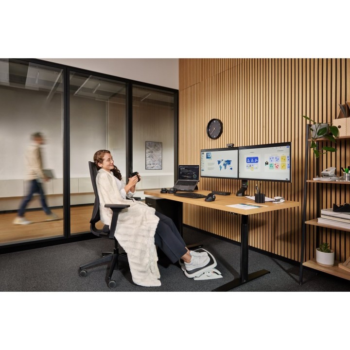 Kensington SmartFit Easy Riser Podstawka chłodząca pod laptopa czarna